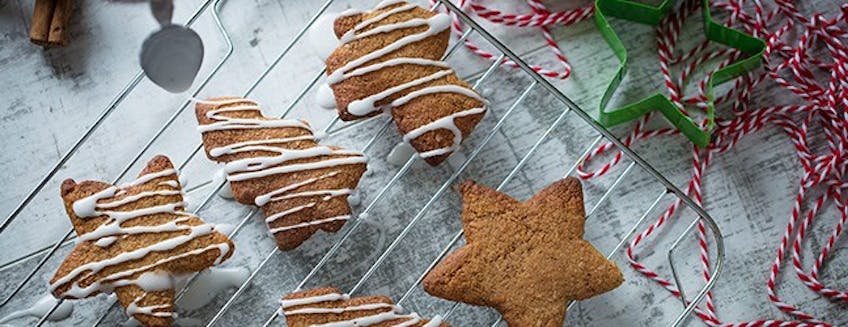 Gingerbread-protein-biscuits-recipe.jpg