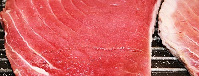 tuna-steak-cucumber-header.jpg